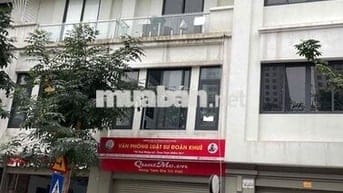 Chính chủ cho thuê 80mx4T đường vỉa hè ô tô tránh đỗ 24/24