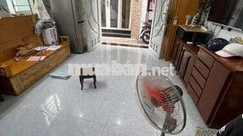 Bán Nhà 2 Mặt Tiền - 32m2 sàn - 64m2 sử  dụng - hơn 3 tỷ xíu thôi.