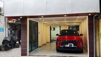 Bán Nhà Kinh Doanh, Ô TÔ, Quỳnh Mai 140m, giá 8,9 tỷ.