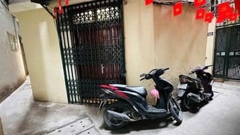 Chính chủ bán nhà 5 tầng, phố Xã Đàn - Đê La Thành, sổ đỏ chính chủ.