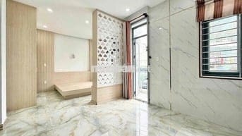 Căn Hộ Ban Công - Tách Bếp Cực Rộng Ngay Vincom Thủ Đức