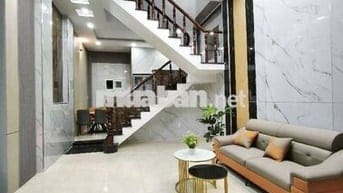 BÁN NHÀ CHÍNH CHỦ – GẦN 60m² – FULL NỘI THẤT – HẺM Ô TÔ 
- Giá 4.7 tỷ