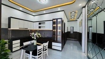 SIÊU PHẨM MẶT TIỀN, 1 LẦU 1 TRỆT 2ty250 thương lượng