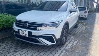 Volkswagen Tiguan Trắng 59929 km