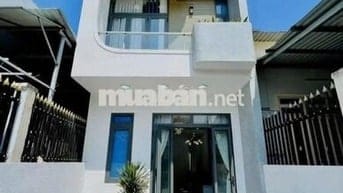 MUA NHÀ LẦU ĐÓN TẾT CÁCH TRUNG TÂM BIÊN HÒA 10KM NHƯNG RẺ HƠN VÀI TỶ.