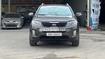 Kia Sorento 2014 DATH 2.2L 2WD - 180000 km