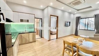 Cho thuê căn hộ 1 phòng ngủ ngay cầu Rồng- Gần biển