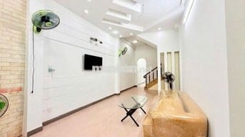 Cho thuê nhà nguyên căn 4 Tầng - 4PN mặt tiền đường Tiểu La - Đà Nẵng