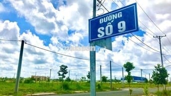 Bán cặp nền đường số 9- Vạn phát Sông Hậu 160m2