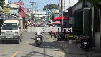 Cho thuê mặt bằng chợ Lý Văn Sâm ( DT : 10m * 25m )