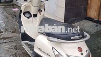 Yamaha Grande màu Kem