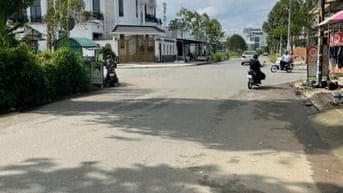 MẶT TIỀN TẠ THỊ PHI SIÊU ĐẸP THÍCH HỢP XÂY TRỌ, GẦN ĐẠI HỌC FPT CT