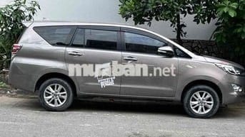 Toyota Innova 2017 Xám