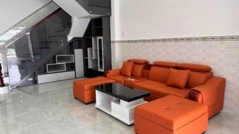 Bán nhà giá tốt 1 hiện tại giáp TPHCM DTSD 160m2