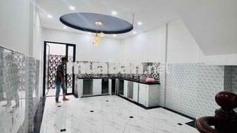 Nhà Mới Sạch Hẻm 1/ Phan Văn Trị DT 4x18 1Trệt 2Lầu 4Pn 3Wc Hẻm Ôtô