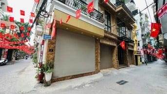 Lạc Long Quân – Tây Hồ - 97 M2 – Đất – MT 9.2 M – Giá 23.7 Tỷ.  