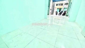 mặt bằng đường 2 chiều gần ngã ba