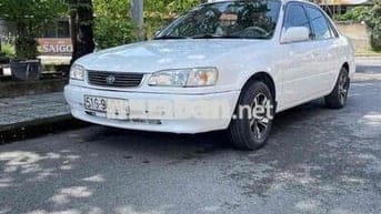 Toyota Corolla 1.6 Trắng 5 chỗ