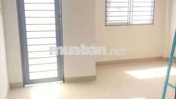 [Hiếm] - Trọ gác ban công gần cầu Nguyễn Tri Phương Q5