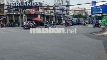 Chủ kẹt bán gấp MTKD Trịnh Đình Trọng. Dt 4.4m x 12m. Nhà trệt, lửng.