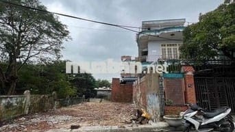 Bán Đất Kiệt LÊ VĂN HIẾN _ Gần Cầu TIÊN SƠN _ Cách Biển 800M