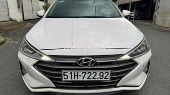 Bán Huyndai ELANTRA 2.0 GLS dkld 01/2020 , trắng