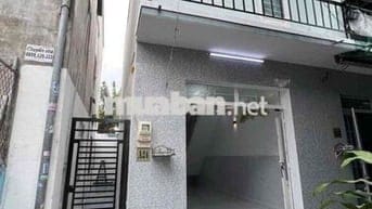 bán gấp nhà 1 trệt 1 lầu giá siêu rẻ , cách chợ hưng long 500m