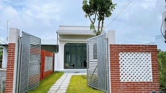 Nhà cấp 4 đẹp, giá ngộp hiếm có căn thứ 2!