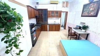 Cho thuê phòng đẹp giá 4,3 tr phố Nguyễn Khuyến,Đống Đa đi bộ ra Ga 