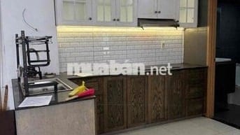 CHO THUÊ CĂN PENHOUSE TẦNG 21 ,CÓ SÂN VƯỜN   7 TRIỆU