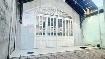 Cho thuê nhà cấp 4, (2PN), ngay chợ Cổng 10, phường Long Bình.