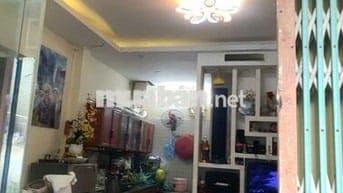 Bán nhà 2t chính chủ mặt ngõ 214 trịnh đình cửu