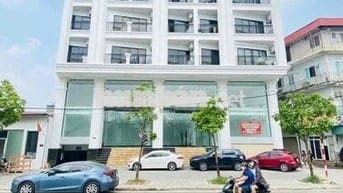 CĂN HỘ SIÊU PHẨM - OTO ĐỖ CỬA NGAY MẶT ĐƯỜNG LỚN FULL ĐỒ MG RIÊNG