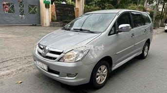Toyota Innova 2007 J - 325511 km