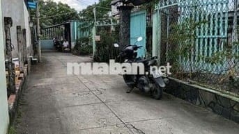Bán nhà Vườn 10 x 39 hẻm xe hơi - Gần chợ Hóc Môn