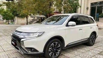 Mitsu Outlander 2022 2.0 CVT - 12000 km