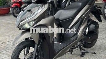 Vario 150 đời 2021 màu Vàng cát biển 67
