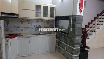 Cho Thuê nhà ngõ 207 Trương Định- 45m2 - 2.5 tầng - giá 5tr