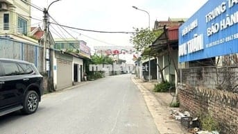 Trục chính Kinh Doanh mặt đường nhựa. 73m2 Giá chỉ 3.3tỷ