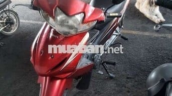 Xe nha đang chạy. Hết tiên nên bán. Giá 8trieu.