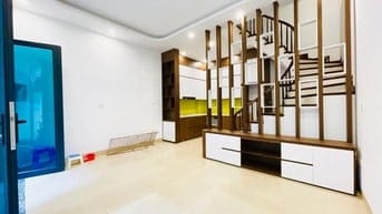 Bán nhà đẹp  Phố Đại Từ, 30m ra otô, 36m, 5 tầng, 5M MT, Gía 8,2 tỷ