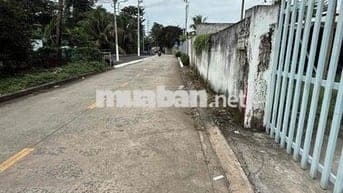 cho thuê 500mv đất có 250mv kho Q12 - Giá: 20tr/th