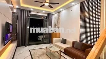 CHÍNH CHỦ NGỘP VỐN CẦN BÁN GẤP NHÀ 3LẦU QUỐC LỘ 1K 6.6TỶ