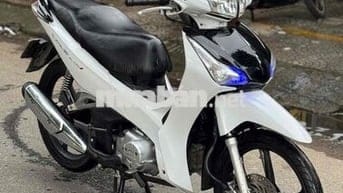 Honda Future 125 2013 Trắng đen