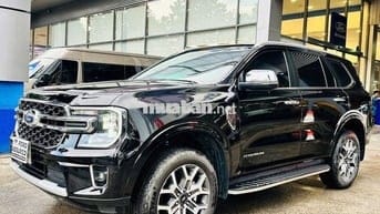Ford Everest 2022 Titanium 2.0L AT 4x2 - 28000 km