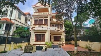 Chính chủ gửi bán căn biệt thự view Sông Hồng