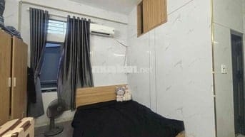 Căn hộ có bếp, máy giặt riêng gần Cầu Sông Hàn, đầy đủ nội thất