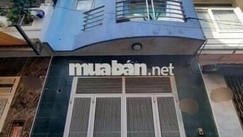 4PN, 4WC. Hẻm xe hơi 277/3A Nguyễn Chí Thanh, Q.5. DT 4x14m, 3 lầu ST