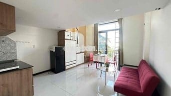 GÁC BAN CÔNG NỘI THẤT CAO CẤP NGAY TRUNG TÂM QUẬN 7 KẾ LOTTE, TDTU