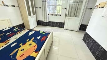 phòng  20 m2 đường hưng phu q8